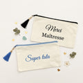 Trousse avec pompon