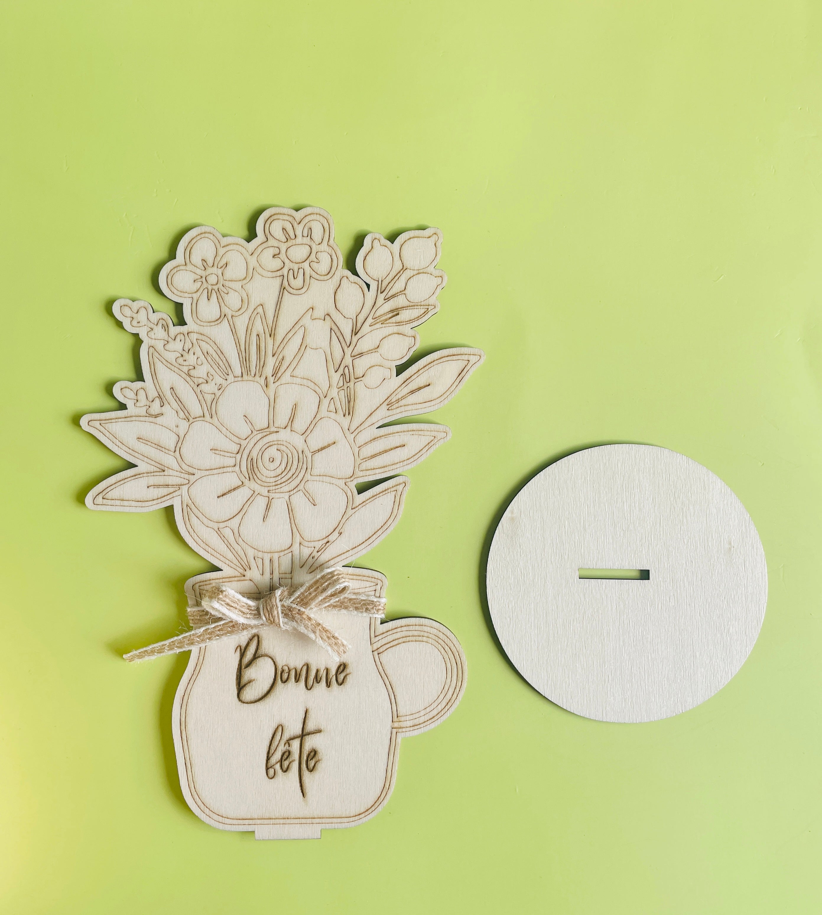 Bouquet de fleur en bois, cadeau personnalisé
