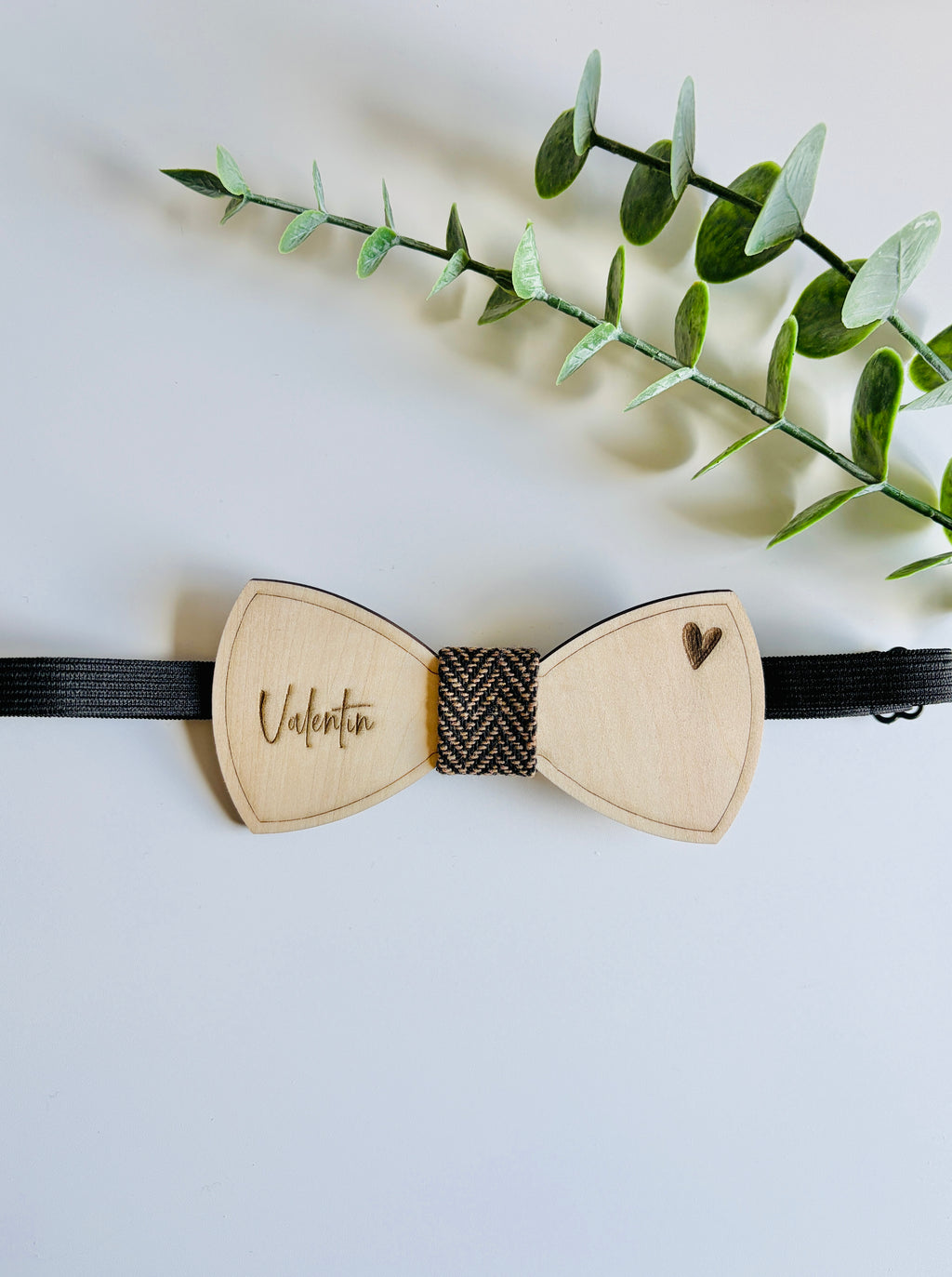 Nœud papillon en bois – Personnalisable