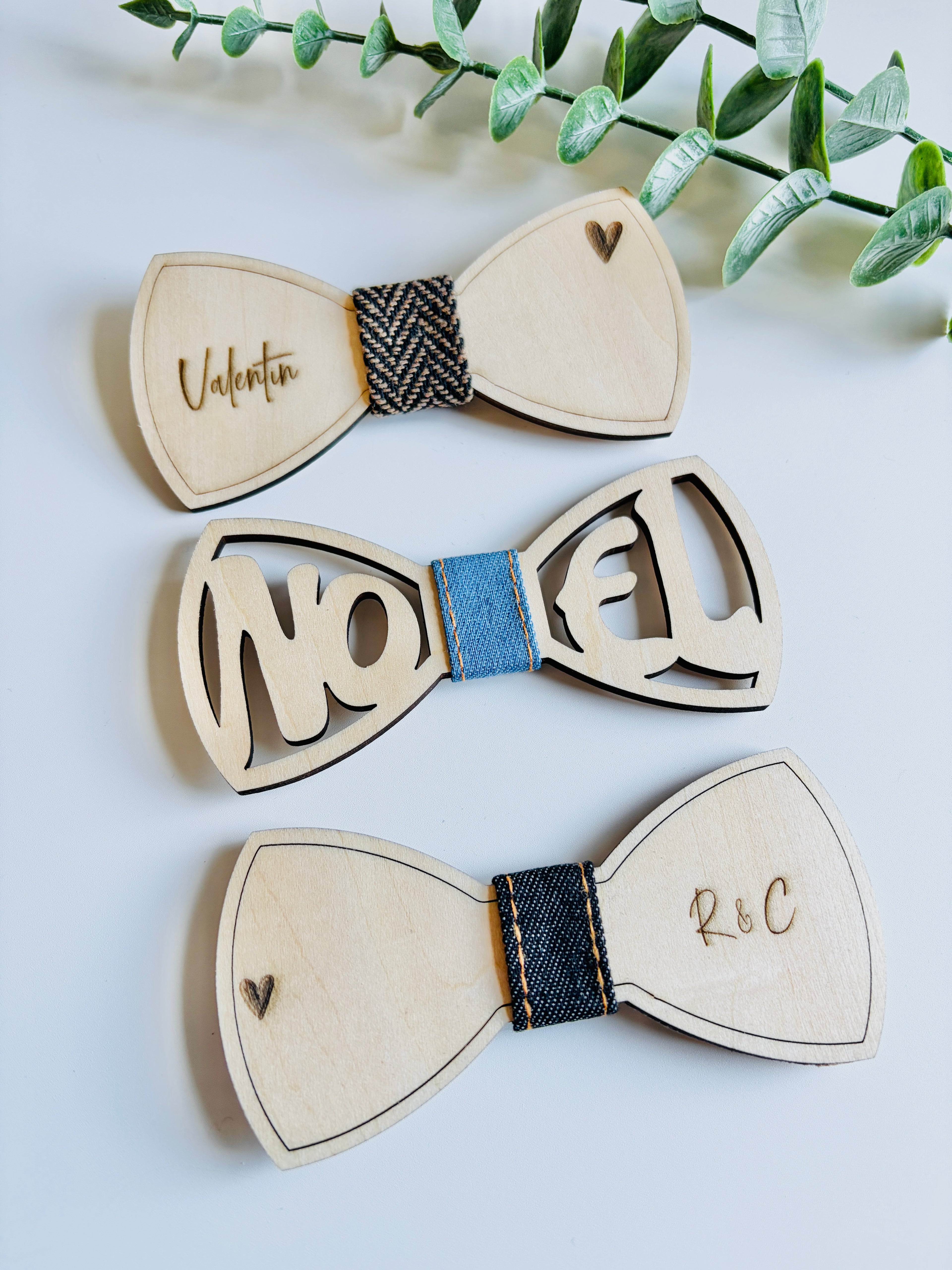 Nœud papillon en bois – Personnalisable
