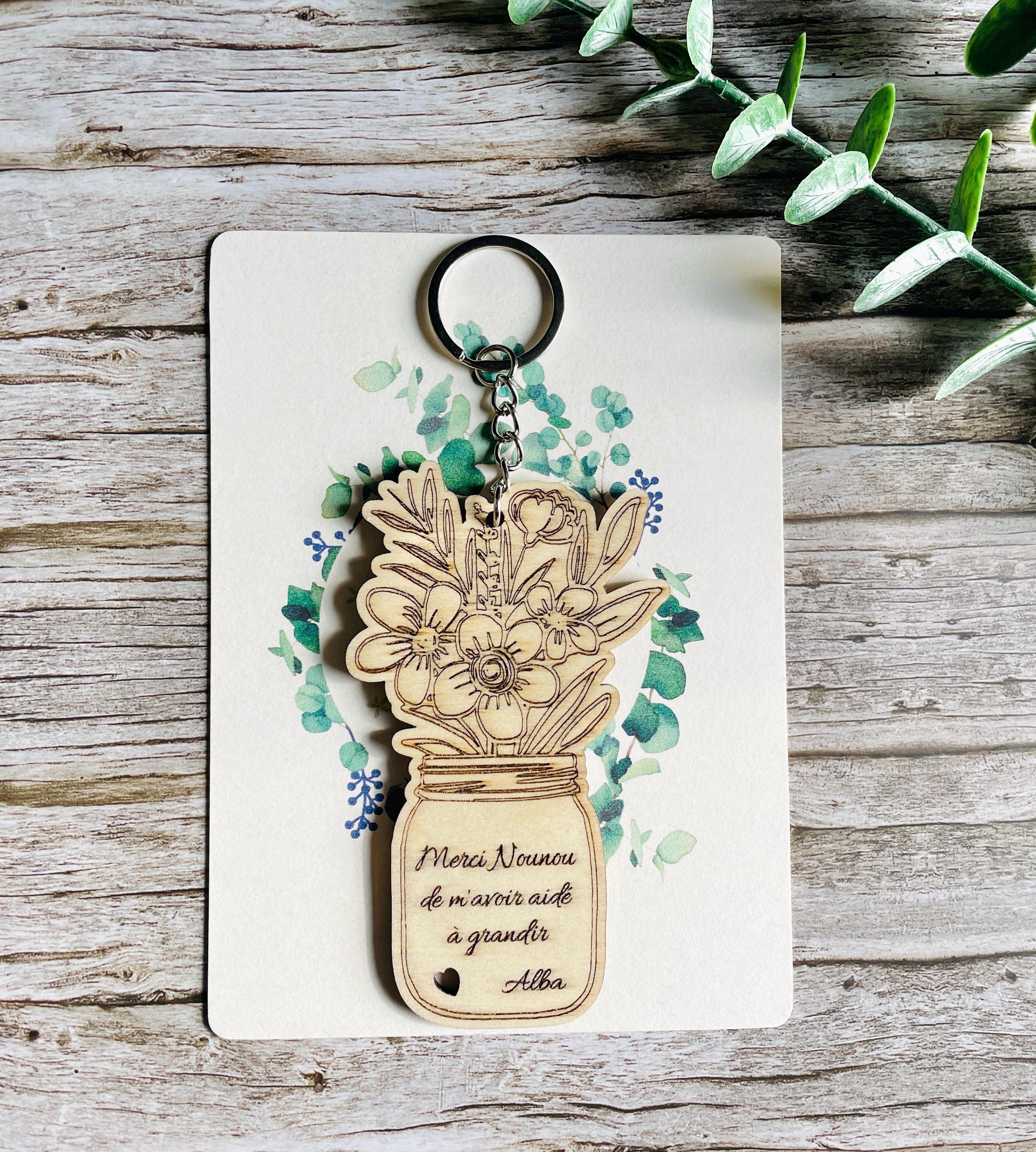 Porte-clés bouquet de fleurs en bois , cadeau personnalisé