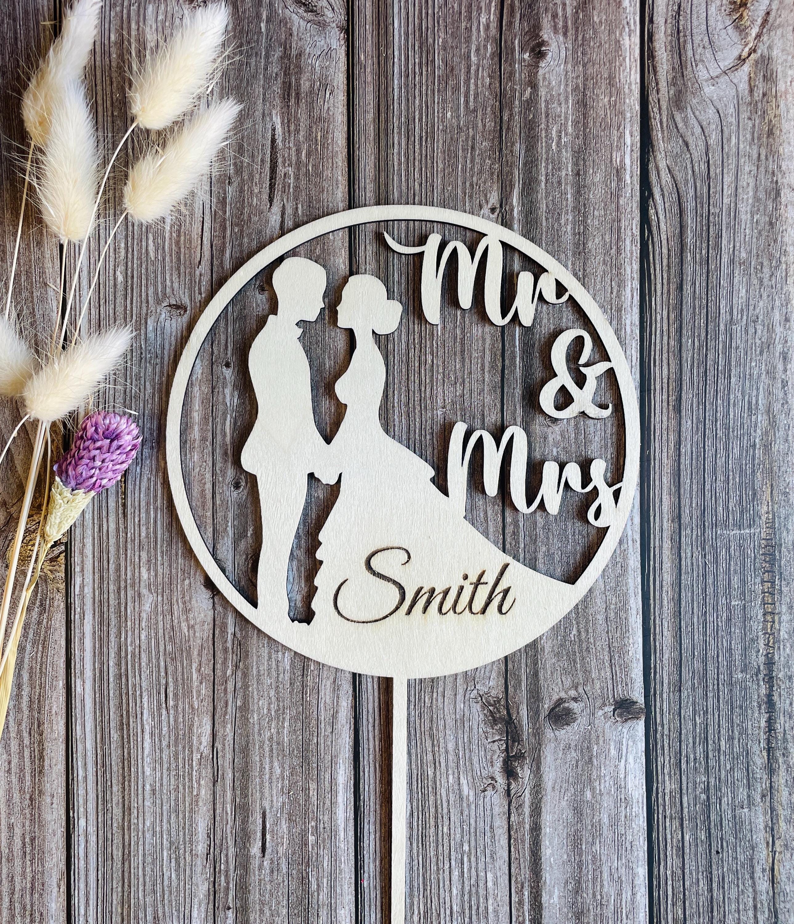 cake topper en bois, décoration mariage